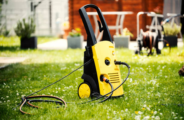 Best Sidewalk and Walkway Pressure Cleaning in Tuolumne City, CA